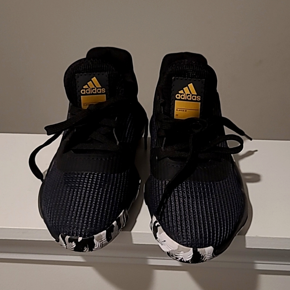 Adidas Men Sz 6 Pro Bounce 2019 Low Cut Basketball Shoes